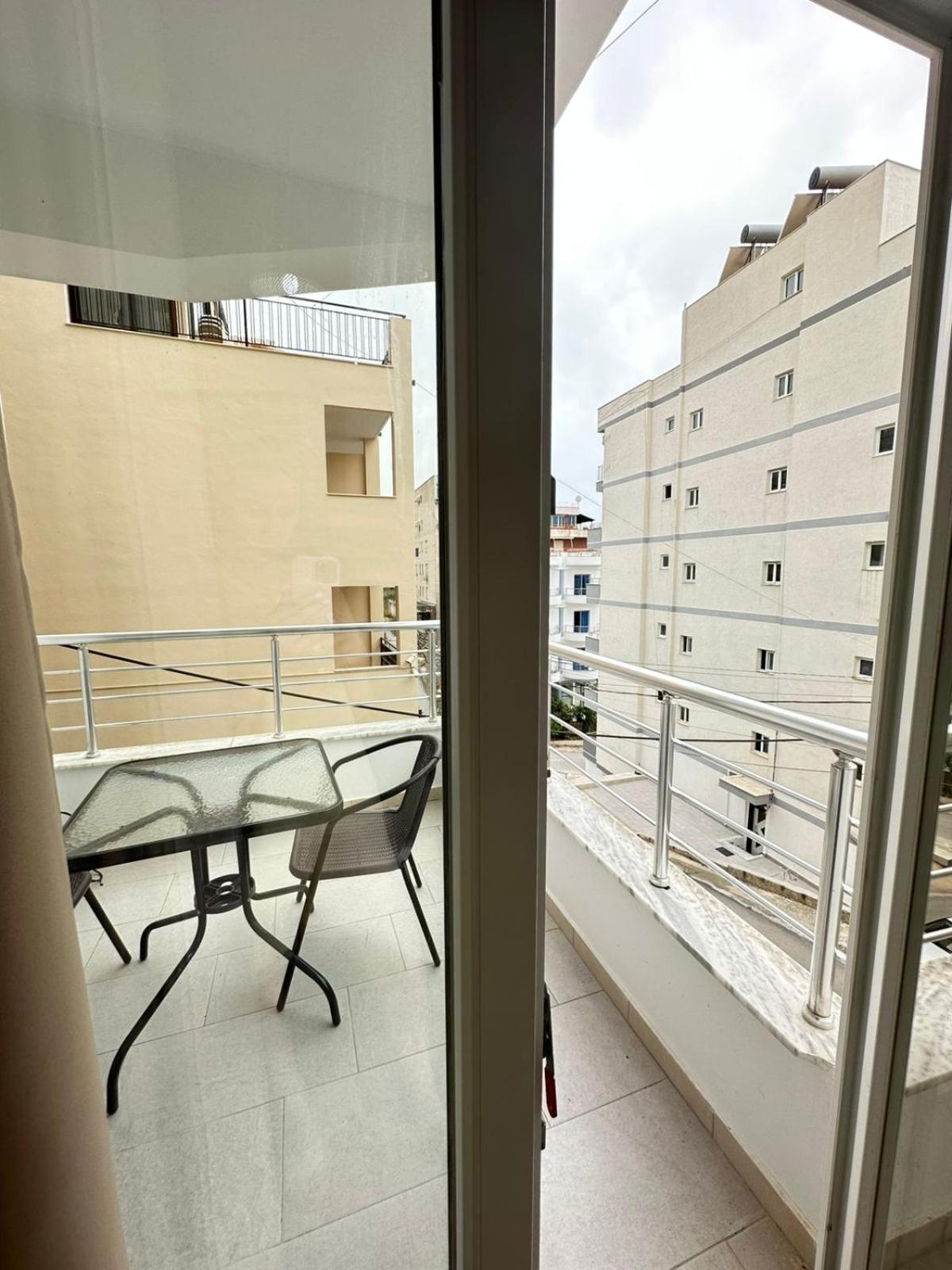 Saranda Apartments Eksteriør bilde
