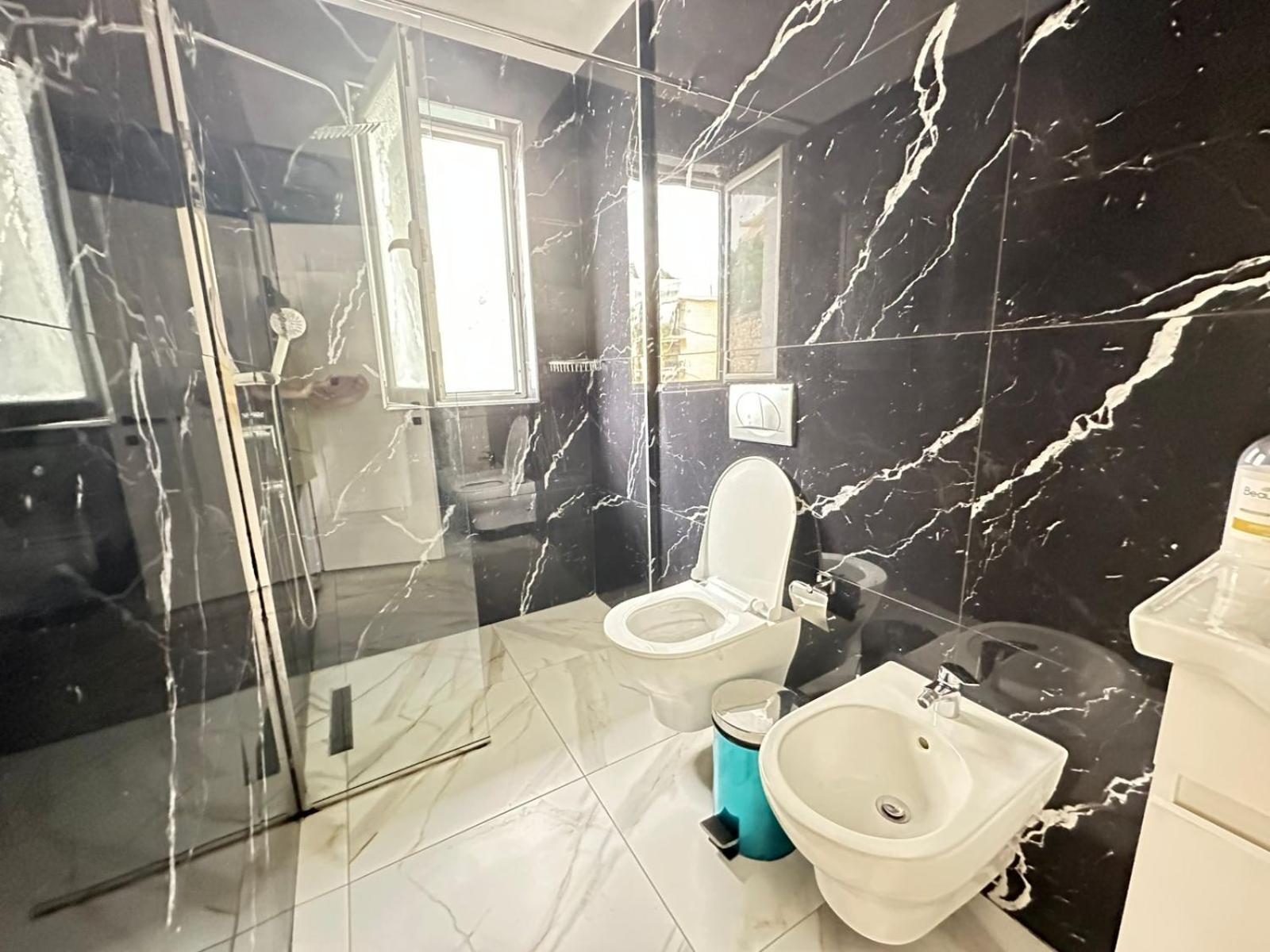 Saranda Apartments Eksteriør bilde